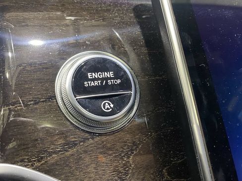 Certified 2025 Mercedes-Benz GLC 300 4MATIC image 14