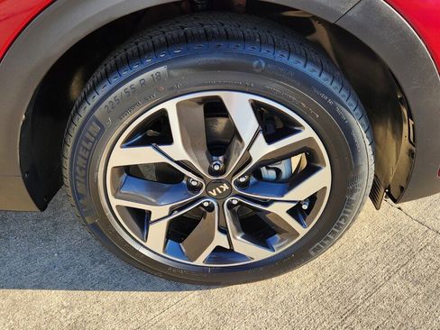 Used 2022 Kia Sportage EX image 16