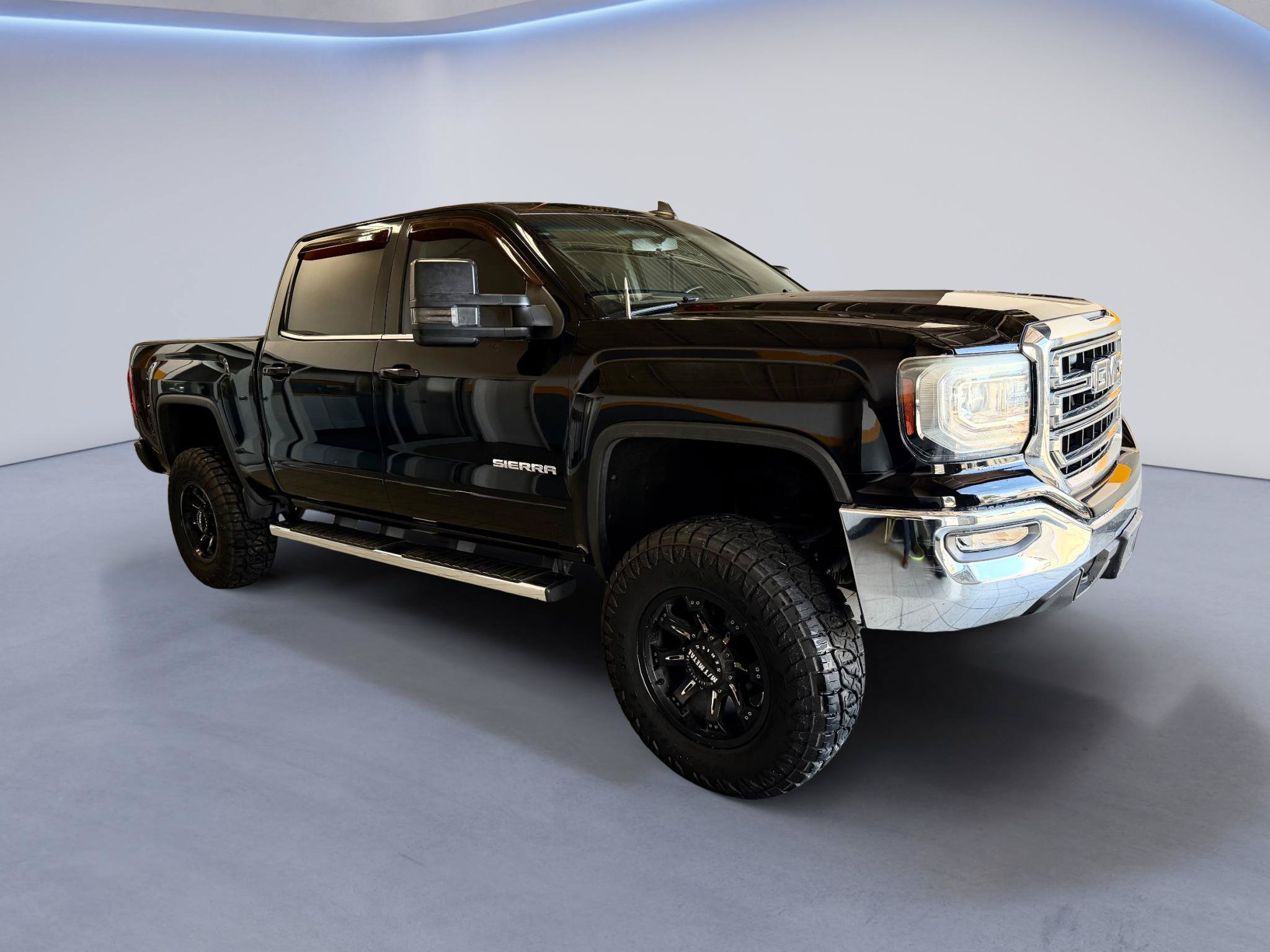 Used 2016 GMC Sierra 1500 SLE w/ Suspension Package, Off-Road AWD/4WD image 3