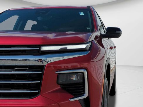 Used 2026 Chevrolet Traverse LT w/ Driver Confidence Package FWD image 26