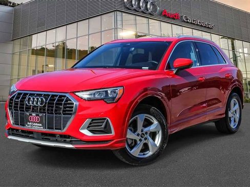 Used 2022 Audi Q3 2.0T Premium image 1