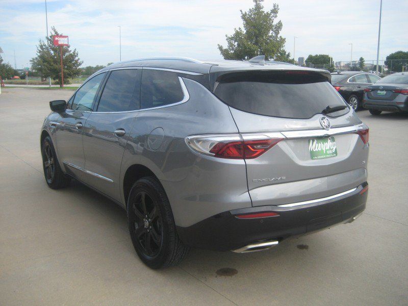 Used 2024 Buick Enclave Essence w/ Sport Touring Edition FWD image 5
