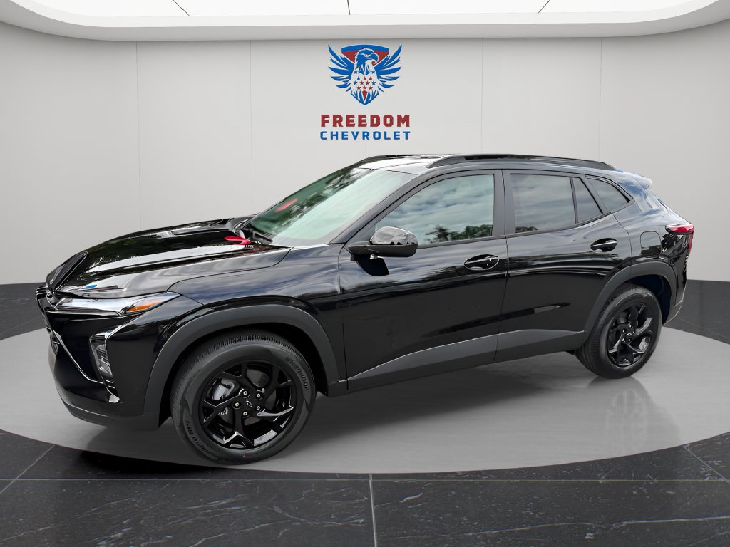 New 2026 Chevrolet Trax LT w/ Driver Confidence Package FWD image 2