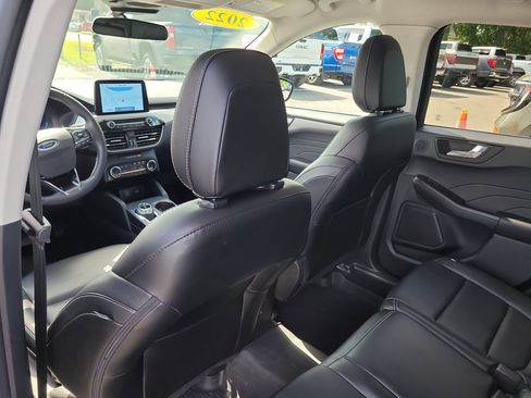 Certified 2022 Ford Escape SEL w/ Technology Package FWD image 10