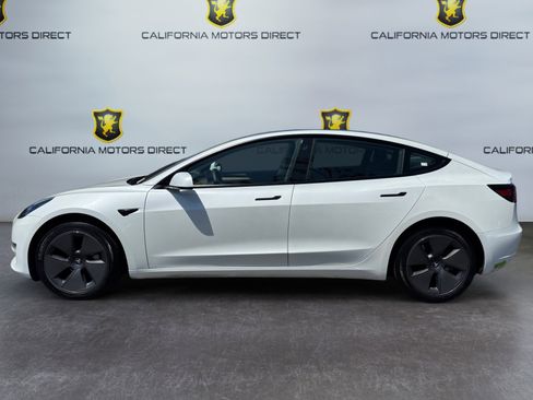 Used 2023 Tesla Model 3 Standard Range RWD image 2