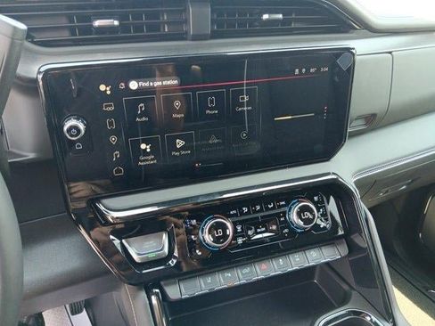 New 2026 GMC Sierra 2500 AT4X w/ LPO, Black Badging Package AWD/4WD image 10