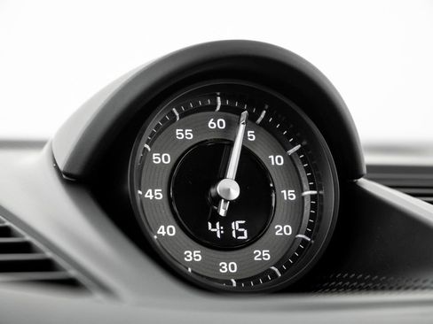 Certified 2025 Porsche Panamera Turbo image 17