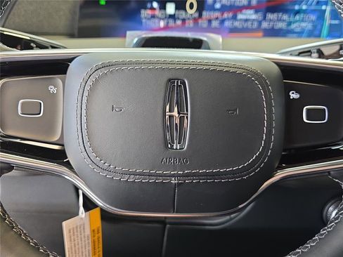 New 2026 Lincoln Navigator Reserve image 25