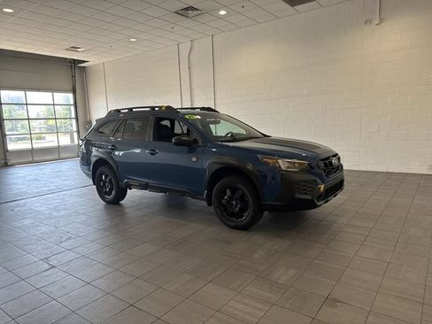 Certified 2025 Subaru Outback Wilderness AWD/4WD image 6