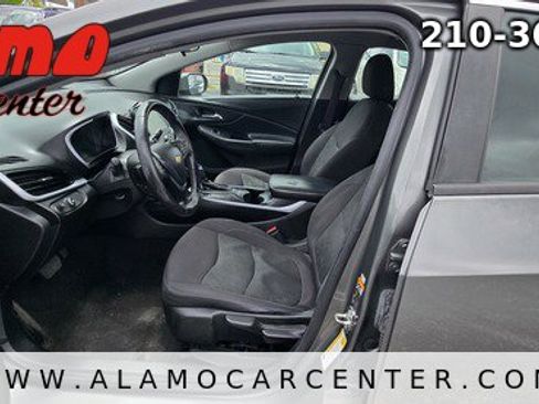 Used 2017 Chevrolet Volt LT FWD image 28