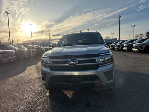 Used 2024 Ford Expedition Max XLT image 8