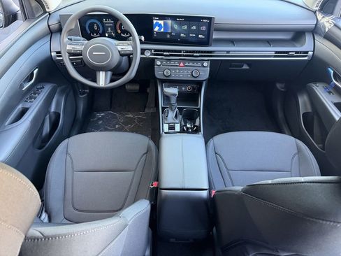 New 2026 Hyundai Tucson SE image 10