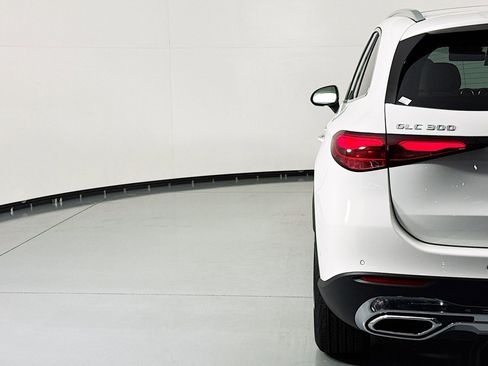 New 2026 Mercedes-Benz GLC 300 4MATIC image 14