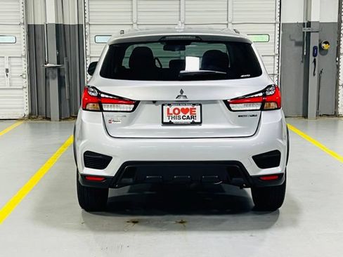 Used 2026 Mitsubishi Outlander Sport LE AWD/4WD image 16