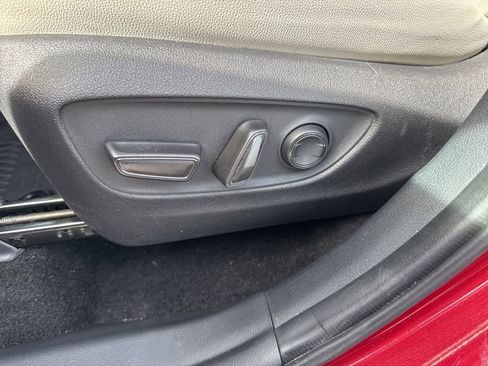 Used 2024 Toyota Grand Highlander XLE image 23