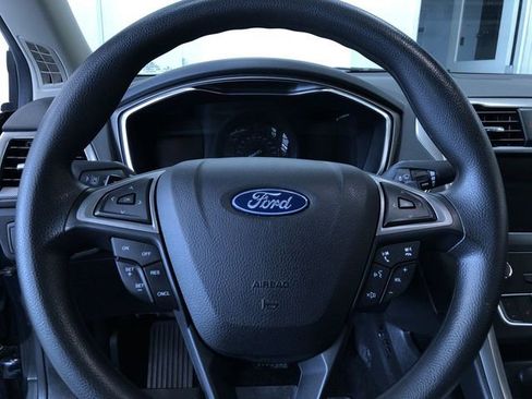 Used 2020 Ford Fusion SE AWD/4WD image 24