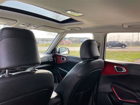 Used 2020 Kia Soul GT-Line Turbo image 71