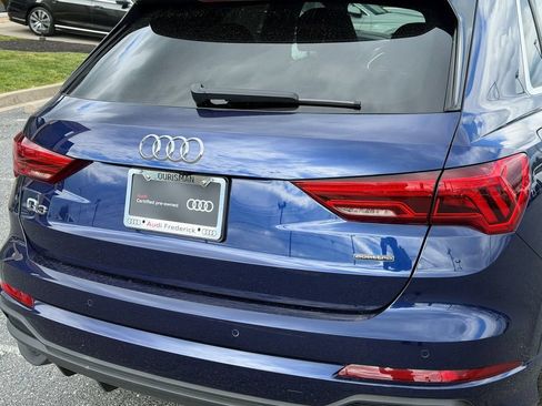 Certified 2025 Audi Q3 2.0T Premium Plus w/ Premium Plus Package AWD/4WD image 11