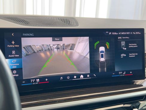 Used 2025 BMW X5 xDrive50e image 25