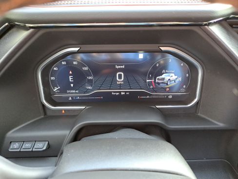 Used 2023 GMC Sierra 1500 AT4 w/ Technology Package image 19