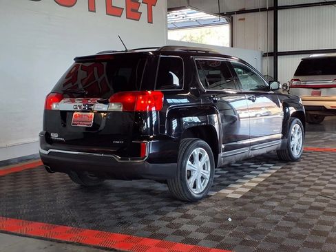 Used 2017 GMC Terrain SLE w/ Cargo Package AWD/4WD image 6