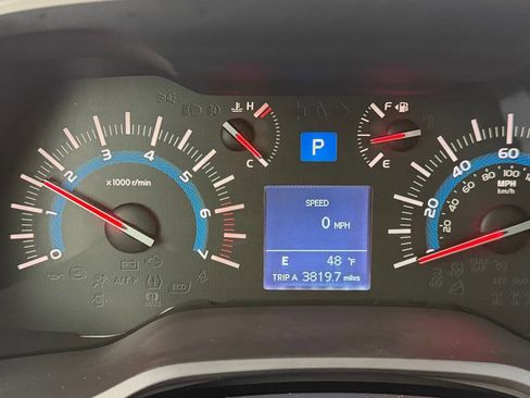 Used 2016 Toyota 4Runner 4WD image 19