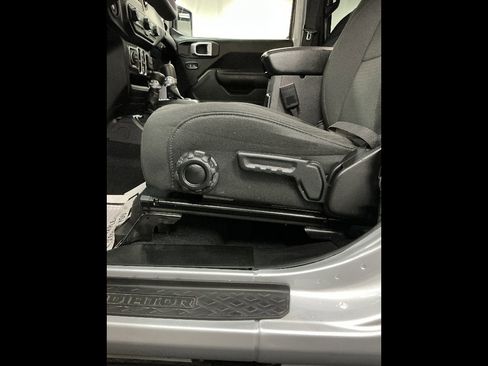 Used 2023 Jeep Gladiator Sport AWD/4WD image 23