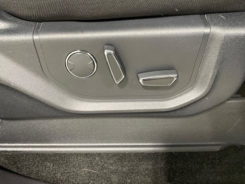 Used 2018 Ford F150 XLT w/ Equipment Group 302A Luxury image 26