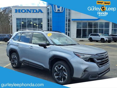 Used 2025 Subaru Forester Limited w/ Popular Package #2 image 1