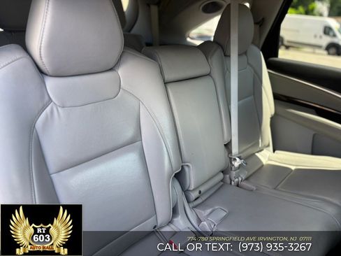 Used 2017 Acura MDX SH-AWD w/ Technology Package image 13