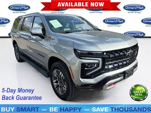 Used 2025 Chevrolet Suburban Z71 AWD/4WD image 1