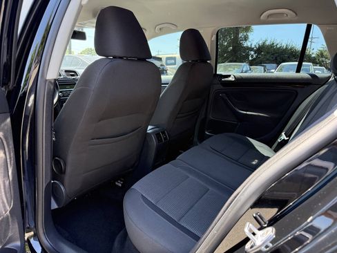 Used 2013 Volkswagen Jetta S FWD image 10
