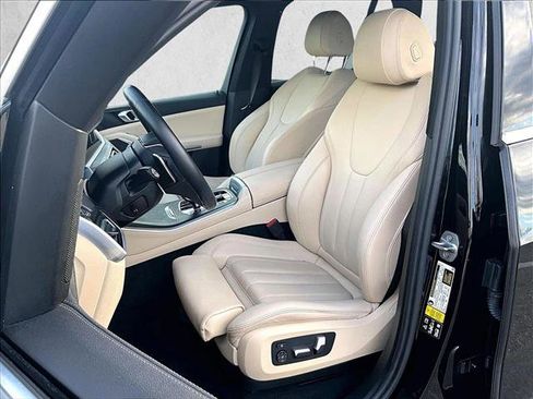 Used 2022 BMW X5 xDrive40i w/ Premium Package image 25