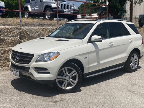 Used 2012 Mercedes-Benz ML 350 ML350 4MATIC image 1