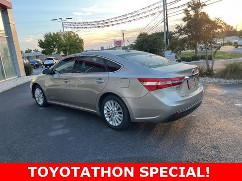 Used 2015 Toyota Avalon Limited image 40