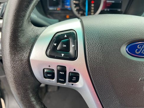 Used 2015 Ford Explorer XLT w/ Equipment Group 202A image 40