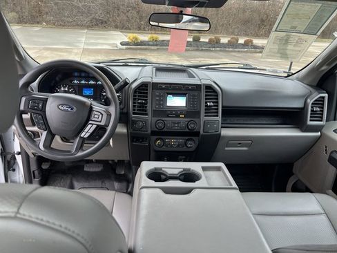 Used 2022 Ford F350 XL w/ Power Equipment Group image 21