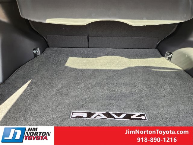 Used 2026 Toyota RAV4 LE FWD image 32
