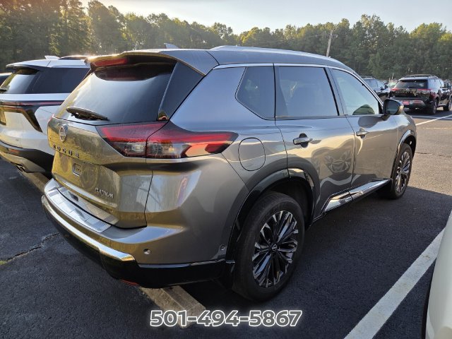 Used 2024 Nissan Rogue Platinum w/ Platinum Premium Package FWD image 4