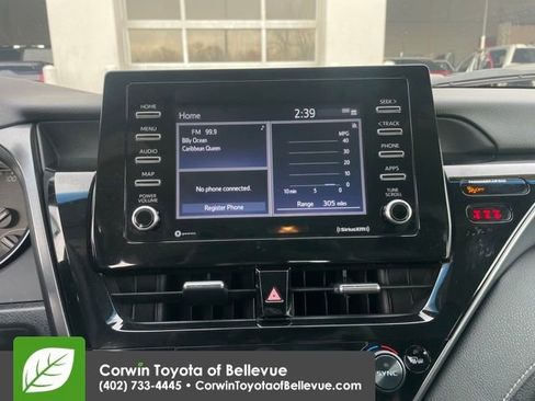 Used 2023 Toyota Camry SE image 18