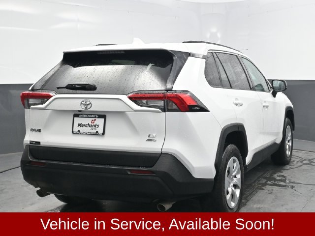 Used 2021 Toyota RAV4 LE AWD/4WD image 7