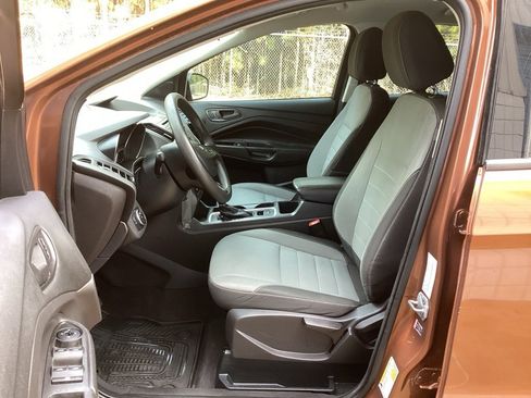 Used 2017 Ford Escape S image 26