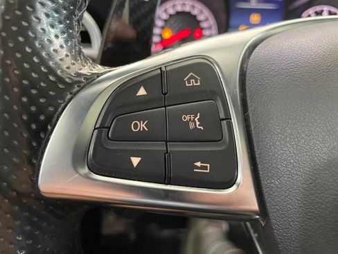 Used 2016 Mercedes-Benz C 63 AMG Sedan image 39