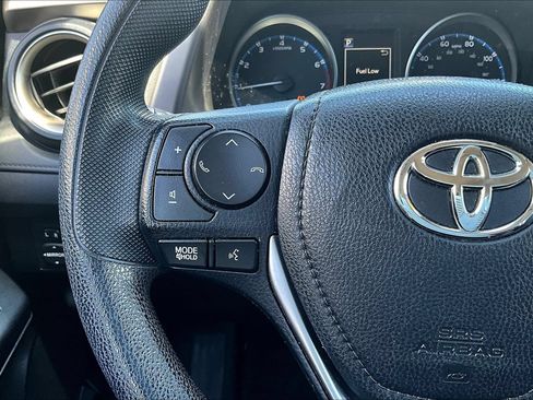 Used 2018 Toyota RAV4 LE w/ All Weather Liner Package AWD/4WD image 13