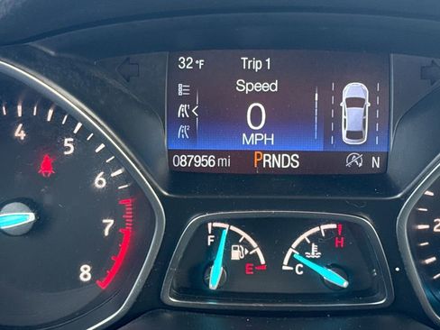 Used 2018 Ford Escape Titanium w/ Ford Safe & Smart Package image 35