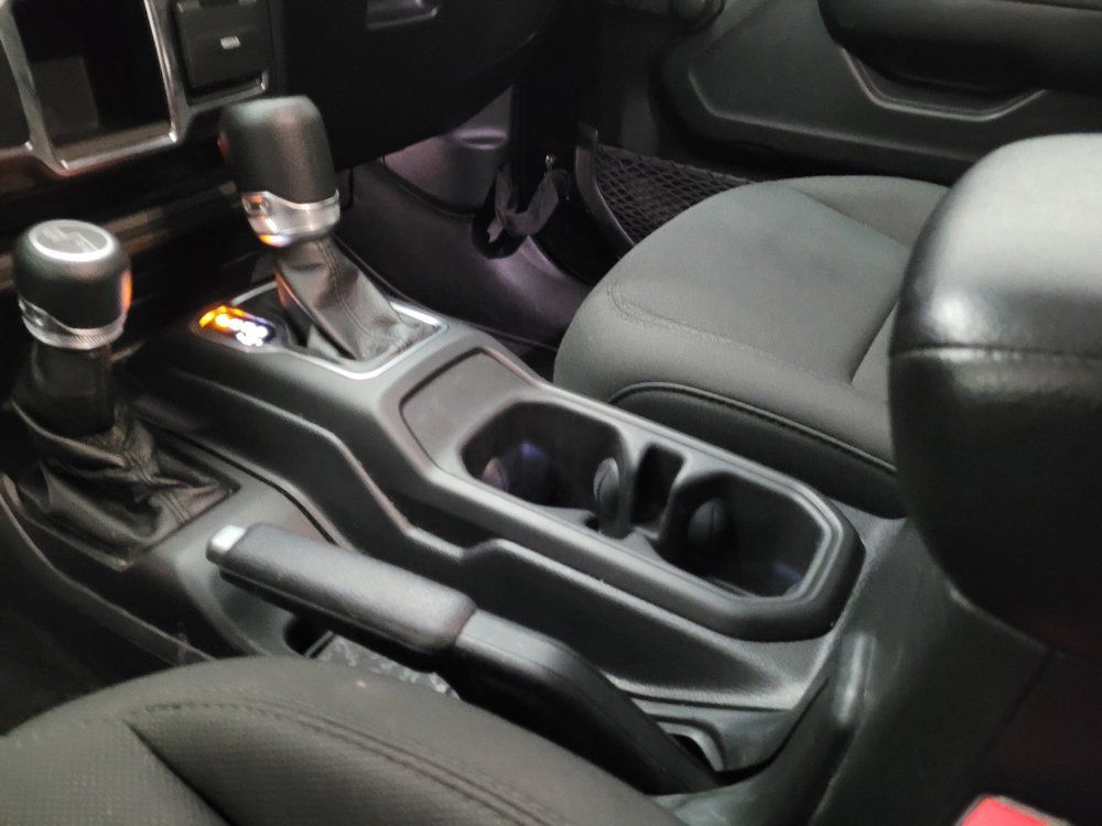 Used 2020 Jeep Wrangler Sport AWD/4WD image 26