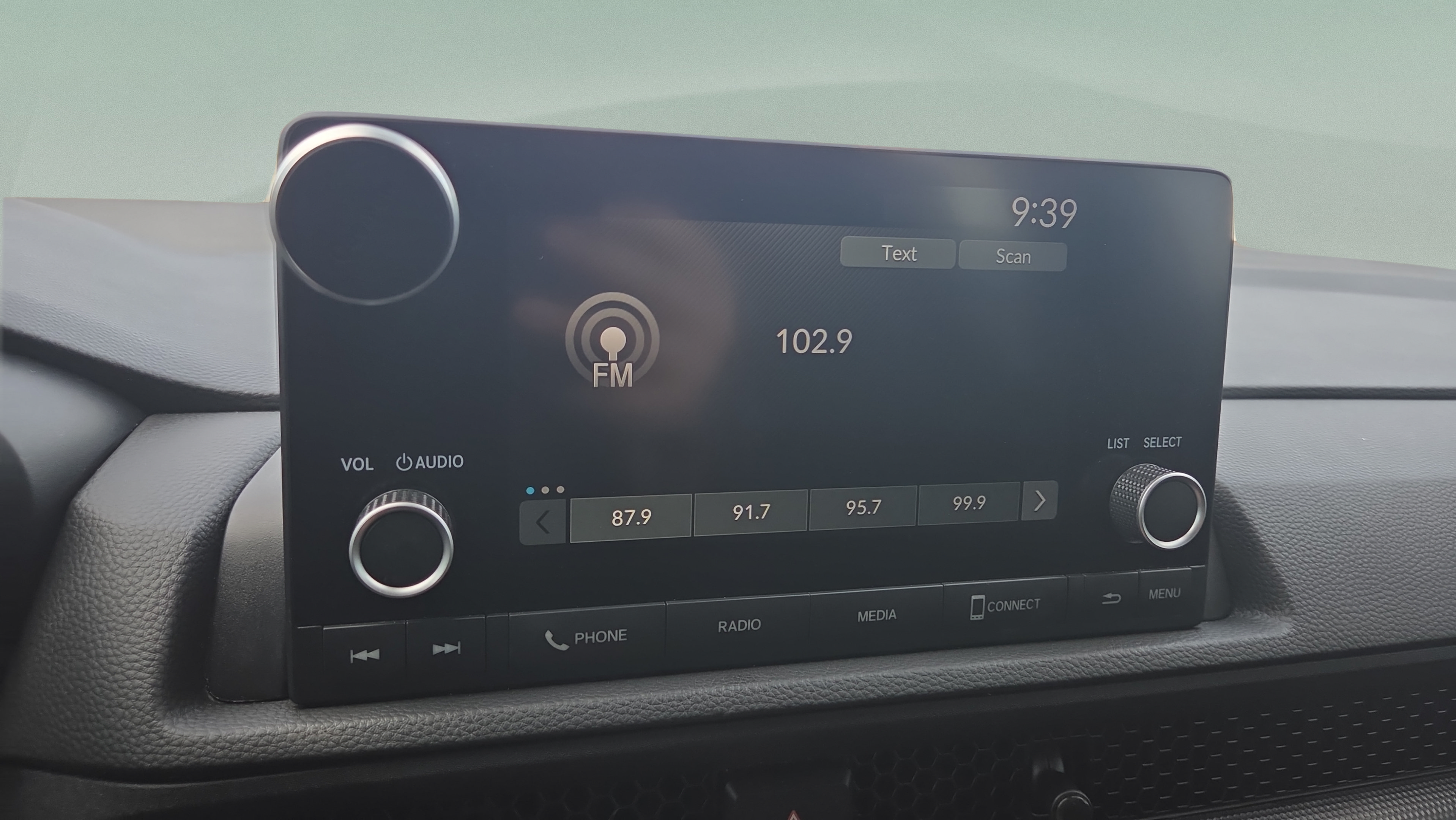 Certified 2024 Honda CR-V Sport image 28