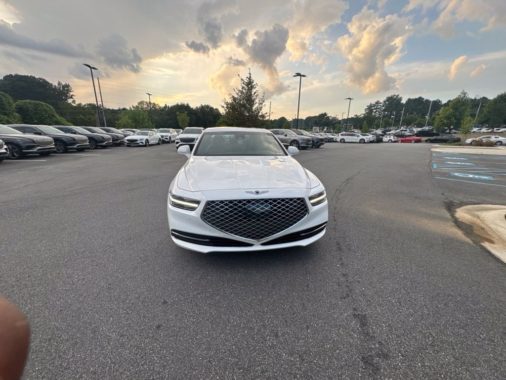 Used 2020 Genesis G90 5.0 Ultimate RWD image 2