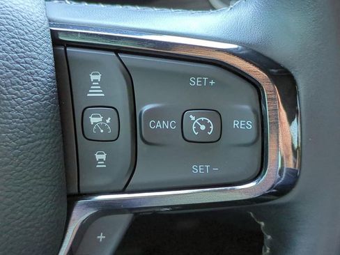 Used 2024 RAM 1500 Limited image 23