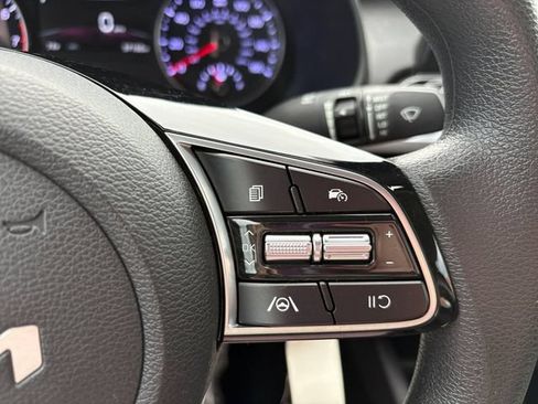 Certified 2023 Kia Forte LXS w/ LXS Technology Package FWD image 24